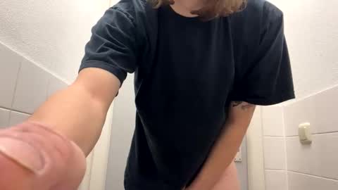 Snapshot of cuteguy6668889 chatting on February 23, 2026, 10:23 am Cutegoth online show from February 23, 2026, 10:23 am