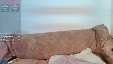 Snapshot of cutejess45 chatting on February 25, 2026, 5:28 am tell me jess online show from February 25, 2026, 5:28 am