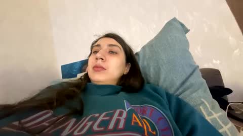 cutekattie online show from January 15, 2025, 11:21 am
