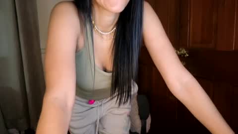 Cutelittlemama0418 Lola online show from July 13, 2026, 11:35 am