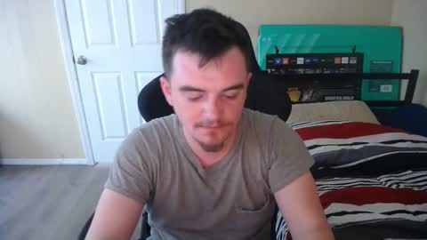 cutelittlepumpkin online show from April 16, 2026, 9:50 pm