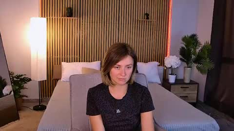 cutemirage online show from June 4, 2026, 2:45 pm