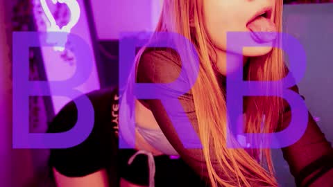 Rina online show from November 9, 2025, 8:12 am