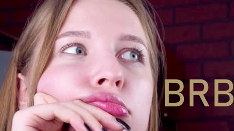 Rina online show from November 24, 2025, 5:29 am