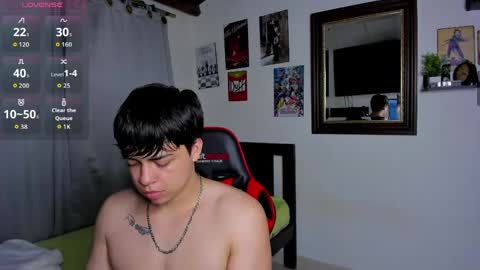 Snapshot of cuteznowyy chatting on May 4, 2026, 12:06 am Ask me online show from May 4, 2026, 12:06 am