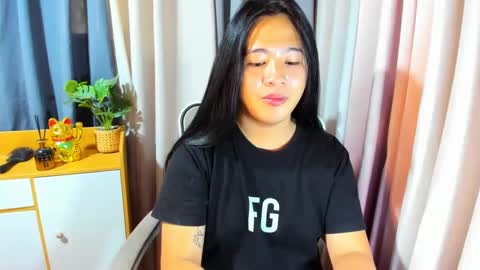 cutie_asianwoman online show from December 28, 2024, 2:22 am