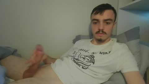 Snapshot of cutie_garlix chatting on July 3, 2026, 3:40 pm cutie garlix online show from July 3, 2026, 3:40 pm