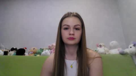Snapshot of cutie_klo_ chatting on February 22, 2026, 11:14 pm Chloe online show from February 22, 2026, 11:14 pm