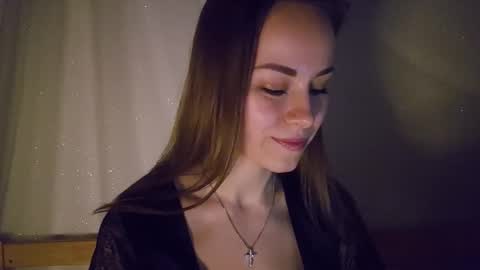 Snapshot of cutie_xoxo_ chatting on February 14, 2026, 9:44 pm cutie_xoxo_ online show from February 14, 2026, 9:44 pm