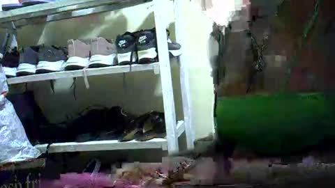 cutiehanish4 online show from April 3, 2026, 8:51 pm