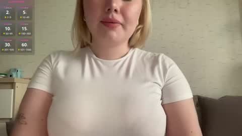 Snapshot of cutiejulie_ chatting on June 29, 2026, 1:11 pm Julie online show from June 29, 2026, 1:11 pm