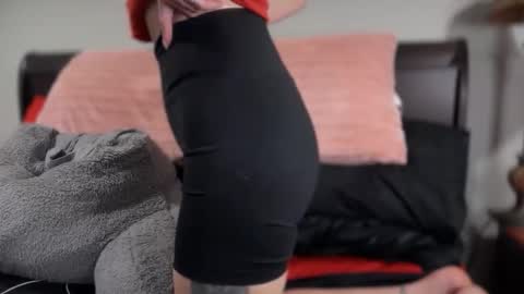 Snapshot of cutiekink69 chatting on April 11, 2026, 12:48 am CUTIE KINKS OFFICIAL CHATROOM AND LIVE STREAM online show from April 11, 2026, 12:48 am