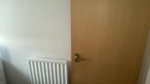 Snapshot of cutiexxxx chatting on March 4, 2025, 10:35 am cutiexxxx online show from March 4, 2025, 10:35 am