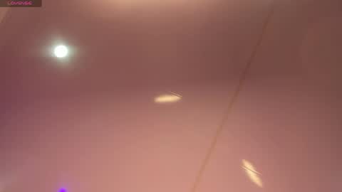 Snapshot of cuttie_blondie_dh chatting on April 21, 2026, 11:05 am Laura online show from April 21, 2026, 11:05 am