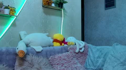 Snapshot of cuttiebunny chatting on May 15, 2026, 11:34 pm cuttiebunny online show from May 15, 2026, 11:34 pm