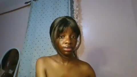 Snapshot of cutty_teshy chatting on October 23, 2025, 6:39 pm cutty_teshy online show from October 23, 2025, 6:39 pm