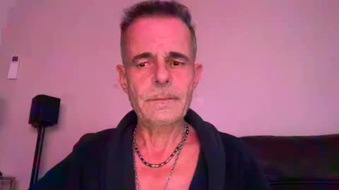 Snapshot of cwaddle chatting on January 30, 2025, 3:40 pm cwaddle online show from January 30, 2025, 3:40 pm