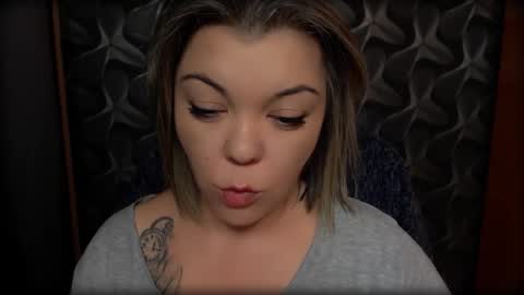 Full time mean bitch. online show from December 6, 2024, 6:17 pm