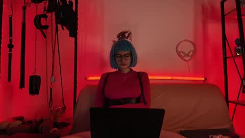 Snapshot of cyberxgoddess_ chatting on June 10, 2026, 1:39 am Lily Goddess online show from June 10, 2026, 1:39 am