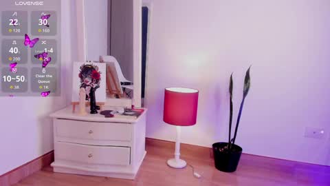 Snapshot of cylie_lee chatting on May 27, 2026, 3:53 pm Cylie online show from May 27, 2026, 3:53 pm
