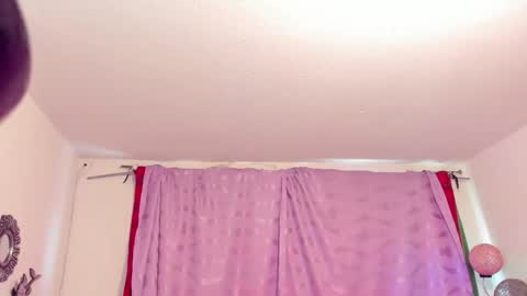 Snapshot of cynthiawatson_ chatting on December 5, 2025, 2:25 pm Cynthia online show from December 5, 2025, 2:25 pm