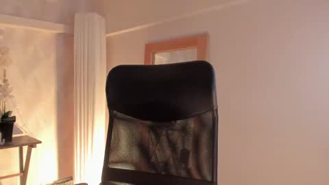 cyntia_adams online show from March 5, 2025, 11:49 am