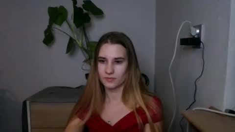 Snapshot of cyntianatural chatting on January 9, 2025, 3:34 pm CyntiaNatural online show from January 9, 2025, 3:34 pm
