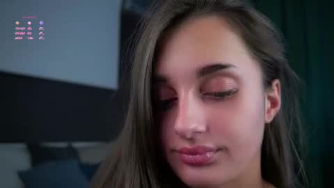 Isabella online show from March 4, 2025, 7:19 am