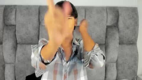 Snapshot of d3rke_666 chatting on January 18, 2026, 8:29 am Darked online show from January 18, 2026, 8:29 am