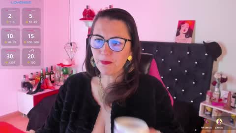 Mia  online show from February 15, 2025, 12:01 pm