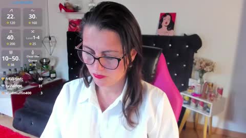 Mia  online show from February 22, 2025, 8:31 pm