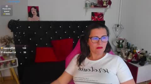 Mia  online show from March 11, 2025, 6:19 pm