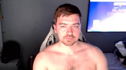 d_surman1994 online show from November 5, 2025, 5:02 pm