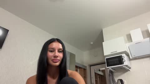 Snapshot of da_sheey chatting on September 13, 2025, 7:02 pm Eva online show from September 13, 2025, 7:02 pm