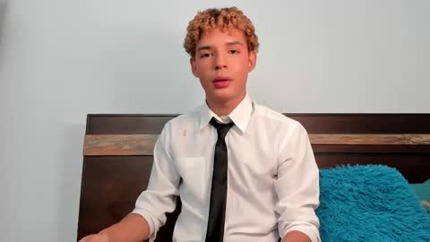 Snapshot of daark_eros chatting on November 15, 2025, 5:53 pm Dark Eros online show from November 15, 2025, 5:53 pm