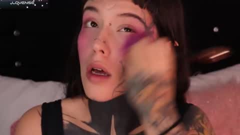 Snapshot of daarlene chatting on February 11, 2025, 11:54 am Darlene online show from February 11, 2025, 11:54 am