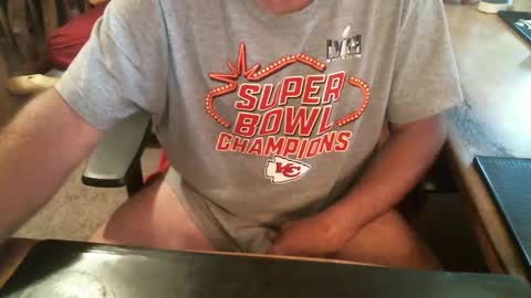 dabaatendae online show from September 14, 2025, 3:33 pm