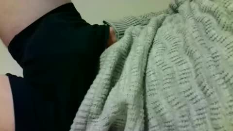 Snapshot of daboy_t chatting on February 24, 2026, 6:39 pm Daboy-t online show from February 24, 2026, 6:39 pm