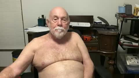 dack47 online show from April 28, 2026, 3:44 am