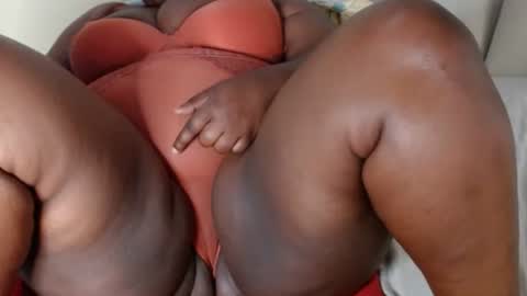 Snapshot of dackchoc21 chatting on November 12, 2025, 7:24 pm dackchoc21 online show from November 12, 2025, 7:24 pm