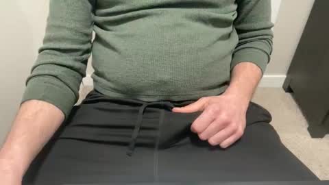 daddnextdoor online show from January 7, 2026, 9:50 pm