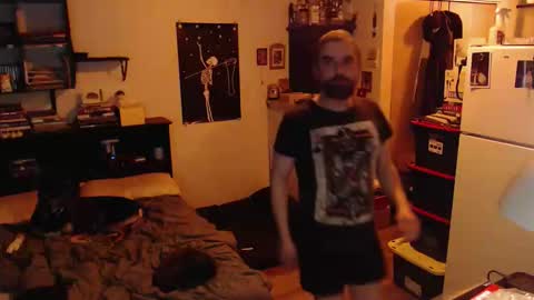 daddy_werewolf online show from March 29, 2026, 10:48 am
