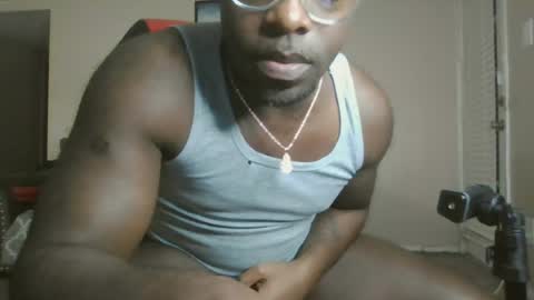Snapshot of daddybbc52 chatting on July 12, 2026, 6:37 am Rashaudrodz.. online show from July 12, 2026, 6:37 am