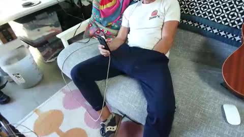 bas online show from October 16, 2025, 9:16 pm