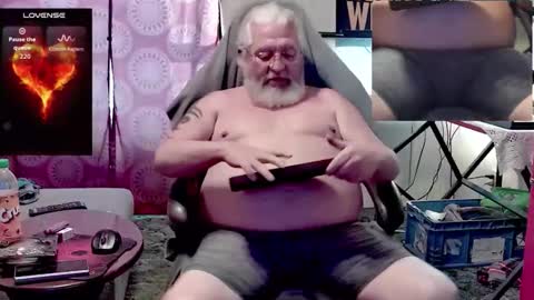 Daddydom4fun online show from March 12, 2026, 9:54 pm