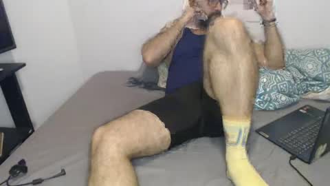 Snapshot of daddyfrost444 chatting on August 5, 2026, 7:11 am Daddy Frost 41 online show from August 5, 2026, 7:11 am