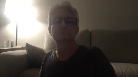 daddymike92883_1 online show from December 6, 2024, 5:53 am