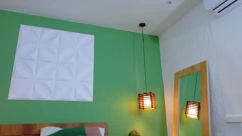 Snapshot of daddys_little_secrett chatting on February 20, 2025, 5:51 pm Valen online show from February 20, 2025, 5:51 pm