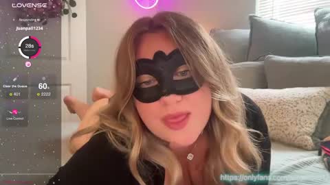 Snapshot of daddyslittlegirl12 chatting on March 1, 2025, 7:37 pm Jaime online show from March 1, 2025, 7:37 pm