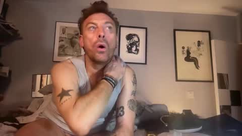 daddyswede23 online show from February 11, 2026, 5:01 am